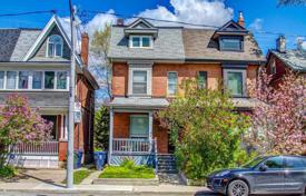 Stadthaus – Dupont Street, Old Toronto, Toronto,  Ontario,   Kanada. C$2 249 000