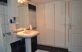 6-zimmer villa 369 m² in Athen, Griechenland. 900 000 €