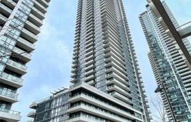 2-zimmer wohnung in Lake Shore Boulevard West, Kanada. C$781 000