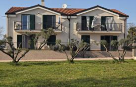 12-zimmer haus in der stadt 280 m² in Istria County, Kroatien. 750 000 €