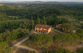 30-zimmer landgut 8247 m² in Arezzo, Italien. 4 800 000 €