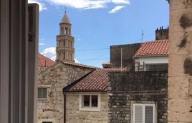 Haus in der Stadt – Split, Kroatien. 730 000 €