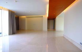 3-zimmer appartements in eigentumswohnungen in Bang Rak, Thailand. $3 700  pro Woche