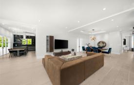 Haus in der Stadt – Coral Gables, Florida, Vereinigte Staaten. $5 200 000