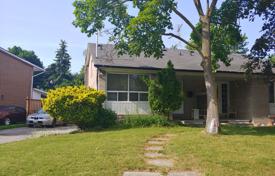 7-zimmer stadthaus in North York, Kanada. C$1 112 000