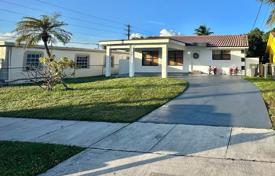 Haus in der Stadt – West Park, Broward, Florida,  Vereinigte Staaten. $570 000
