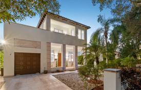 Haus in der Stadt – Coral Gables, Florida, Vereinigte Staaten. $1 795 000