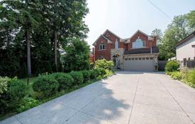 Haus in der Stadt – North York, Toronto, Ontario,  Kanada. C$2 337 000