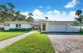 Einfamilienhaus – Miami, Florida, Vereinigte Staaten. $2 395 000