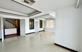 8-zimmer villa 440 m² in Pattaya, Thailand. $501 000