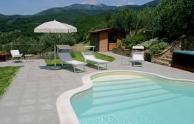 Villa – Arezzo, Toskana, Italien. 3 400 €  pro Woche