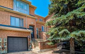 Stadthaus – Etobicoke, Toronto, Ontario,  Kanada. C$1 189 000