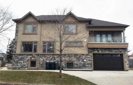 Haus in der Stadt – North York, Toronto, Ontario,  Kanada. C$2 148 000