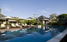 Villa – Sanur Beach, Bali, Indonesien. $4 500  pro Woche