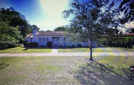 Einfamilienhaus – Coral Gables, Florida, Vereinigte Staaten. $1 600 000