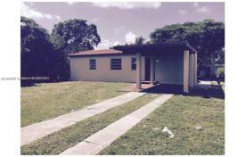 Haus in der Stadt – North Miami, Florida, Vereinigte Staaten. $449 000