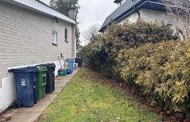 4-zimmer haus in der stadt in North York, Kanada. C$1 323 000