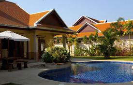 Villa – Pattaya, Chonburi, Thailand. 1 770 €  pro Woche