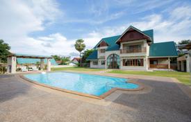 5-zimmer villa 2060 m² in Chalong, Thailand. $1 040 000