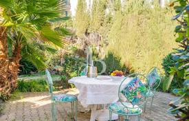 Villa – Antibes, Côte d'Azur, Frankreich. 3 750 000 €