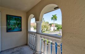 3-zimmer haus in der stadt 134 m² in Miami, Vereinigte Staaten. $470 000