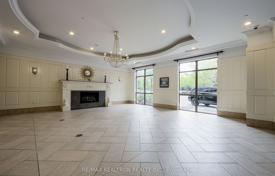 5-zimmer wohnung in Etobicoke, Kanada. C$836 000