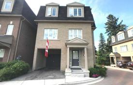 Haus in der Stadt – Scarborough, Toronto, Ontario,  Kanada. C$1 007 000