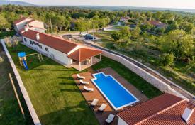 Haus in der Stadt – Labin, Istria County, Kroatien. 623 000 €
