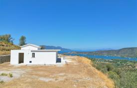 Villa – Galatas, Peloponnes, Griechenland. 205 000 €