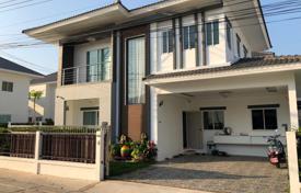 Villa – Pattaya, Chonburi, Thailand. 160 000 €