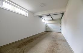 Zu verkaufen, Zagreb, Srebrnjak, komfortable 3-Zimmer-Wohnung, Garage. 480 000 €