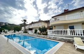 4-zimmer villa 190 m² in Alanya, Türkei. $233 000