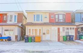 Stadthaus – Gerrard Street East, Toronto, Ontario,  Kanada. C$1 261 000
