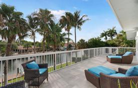 Haus in der Stadt – Coral Gables, Florida, Vereinigte Staaten. $4 300 000