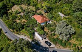 Grundstück in Kavač, Montenegro. 2 100 000 €