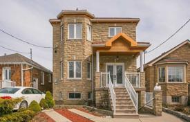 5-zimmer haus in der stadt in Old Toronto, Kanada. C$2 182 000