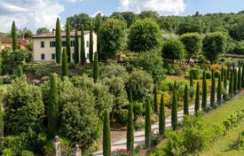 4-zimmer villa 397 m² in Arezzo, Italien. 1 940 000 €