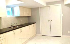 9-zimmer haus in der stadt in Scarborough, Kanada. C$2 006 000