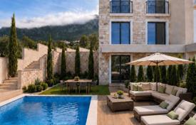 4-zimmer villa 295 m² in Blizikuće, Montenegro. 600 000 €