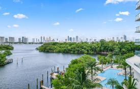 Eigentumswohnung – North Miami Beach, Florida, Vereinigte Staaten. $621 000