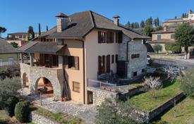 15-zimmer landgut 403 m² in Sinalunga, Italien. 580 000 €