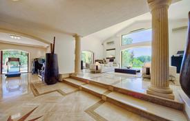 8-zimmer villa in Mougins, Frankreich. Price on request