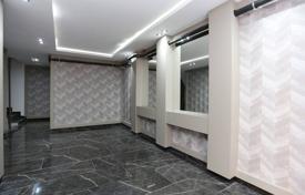 Wohnungen mit Bergblick in einer Wohnanlage mit Pool in Konyaaltı. $538 000