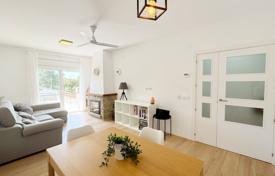 4-zimmer stadthaus 154 m² in Lloret de Mar, Spanien. 385 000 €