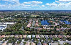 Haus in der Stadt – Pembroke Pines, Broward, Florida,  Vereinigte Staaten. $580 000