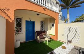 3-zimmer einfamilienhaus 150 m² in Los Cristianos, Spanien. 950 000 €