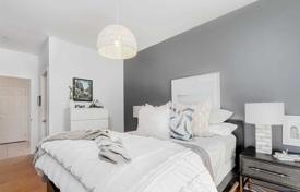 2-zimmer wohnung in Yonge Street, Kanada. C$1 027 000