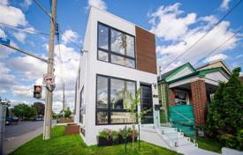 Haus in der Stadt – Woodbine Avenue, Toronto, Ontario,  Kanada. C$2 233 000