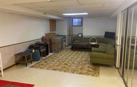 3-zimmer haus in der stadt in Scarborough, Kanada. C$1 186 000