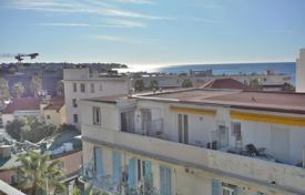 3-zimmer wohnung in Juan-les-Pins, Frankreich. 649 000 €
